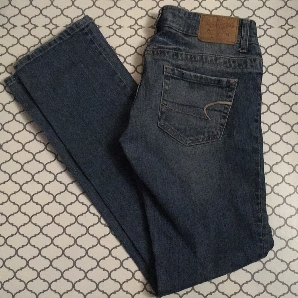 American Eagle Straight Leg Jeans